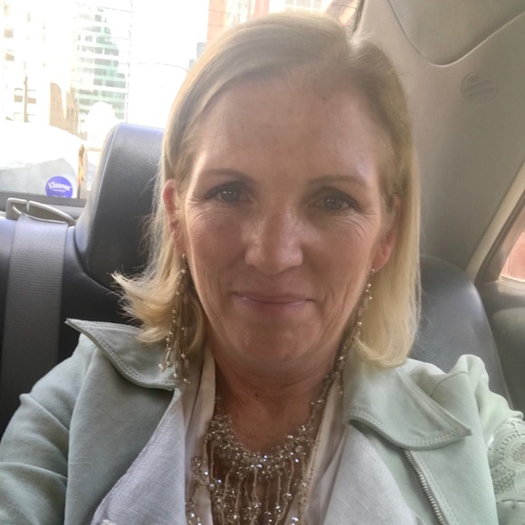 Meet your Posher, Mindi - Picture 2 of 2